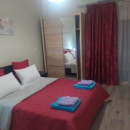 Λουτράκι Κέντρο Appartement Buitenkant foto