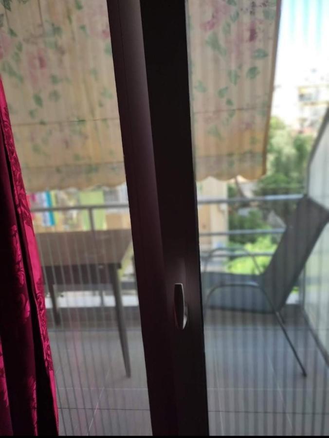 Λουτράκι Κέντρο Appartement Buitenkant foto