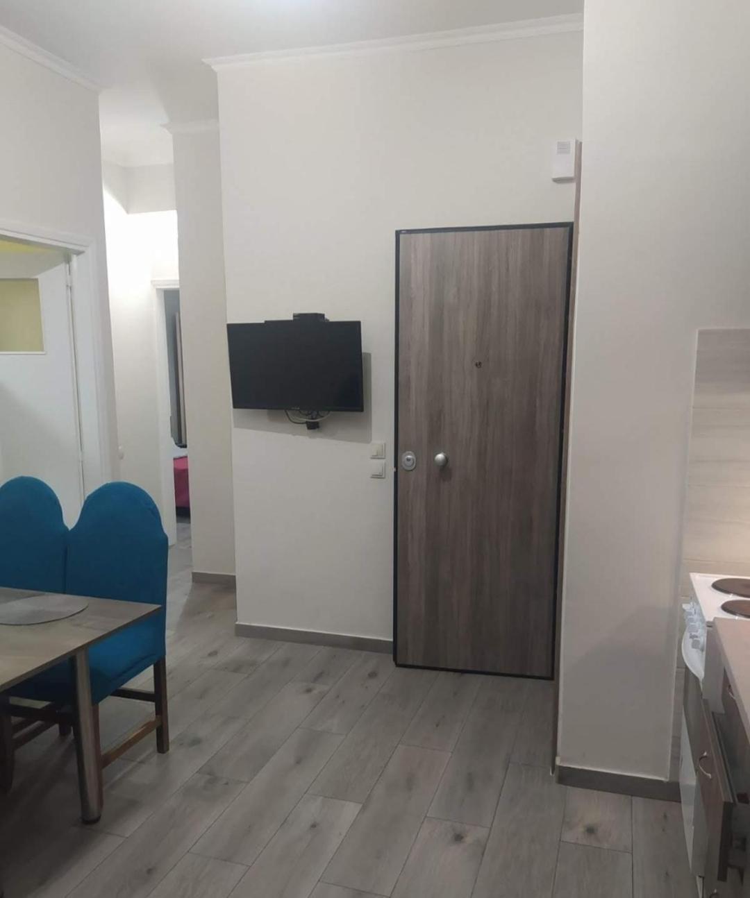 Λουτράκι Κέντρο Appartement Buitenkant foto